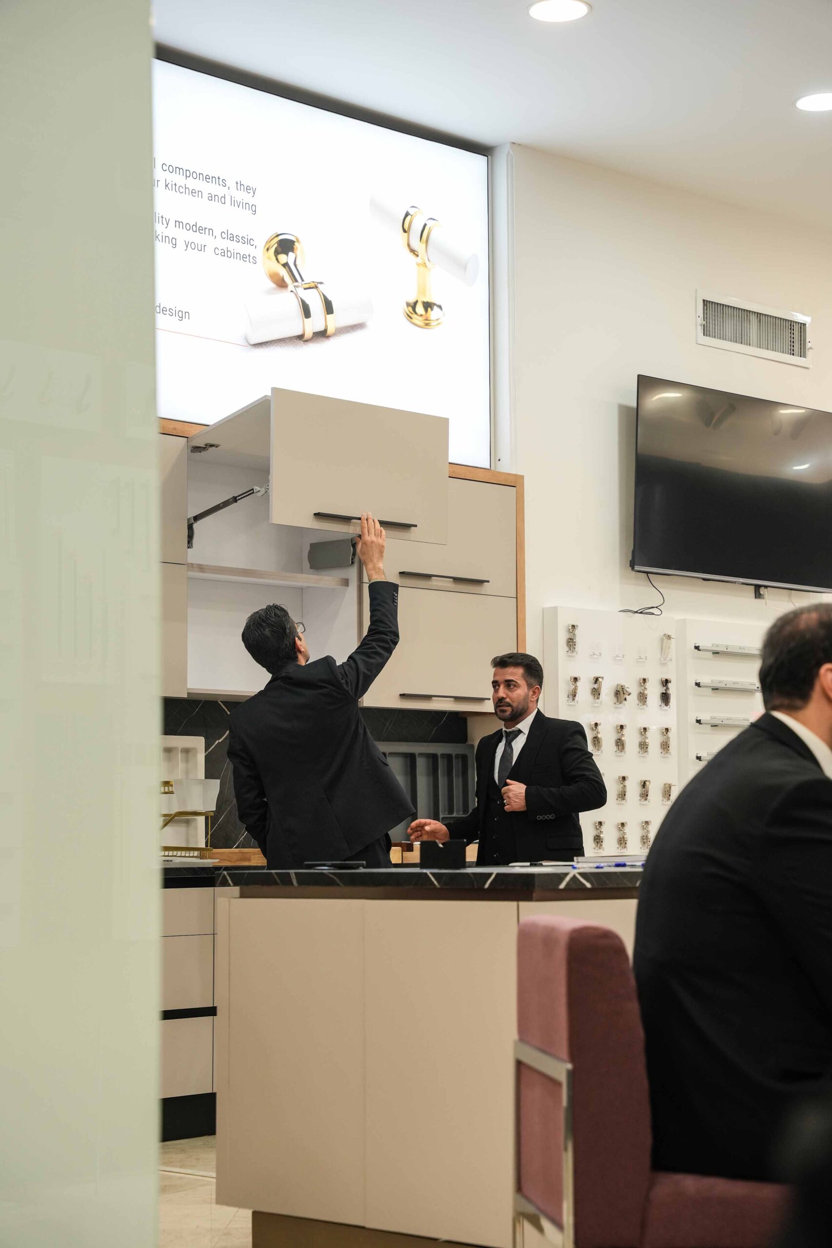 نمایشگاه دائمی نایس